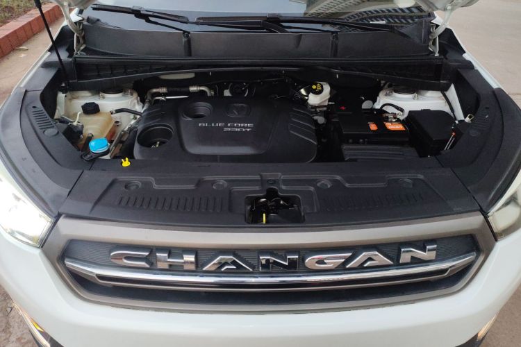 长安CS55 2017款 1.5T 自动炫色型机舱底盘24