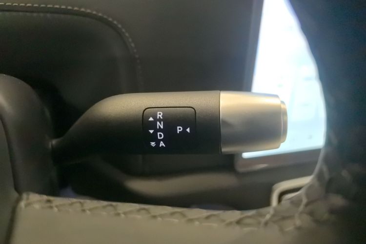 理想汽车 理想L9 2024款 Pro中控内饰18