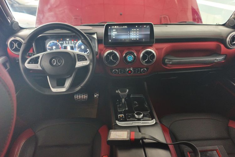 北京BJ40 2019款 2.0T 自动四驱城市猎人版旗舰型 国V中控内饰12