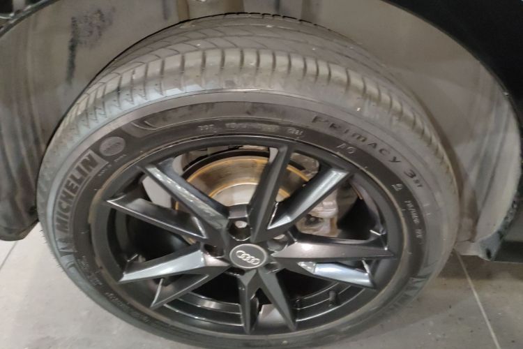 奥迪Q2L 2021款 35 TFSI 进取动感型车身外观6008