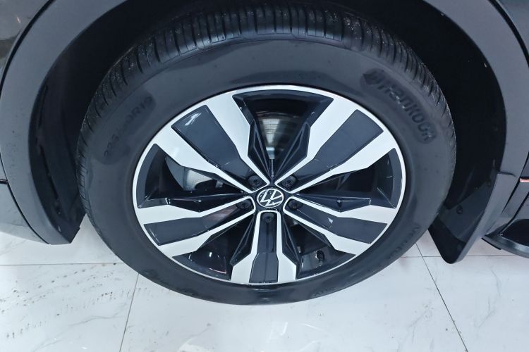 大众 途观L 2024款 330TSI 自动两驱R-Line越享版车身外观6007