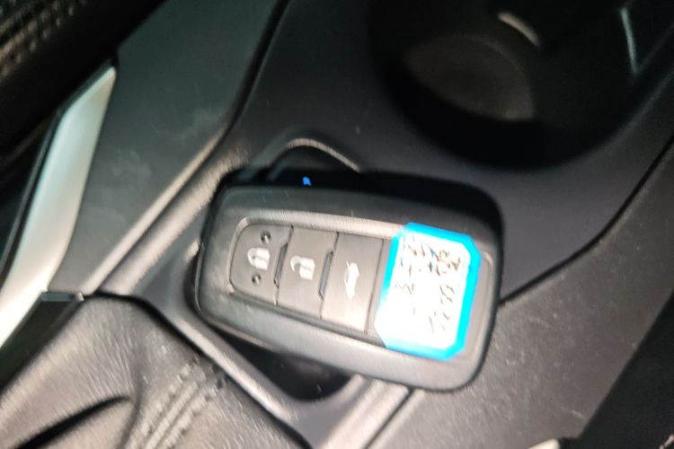 丰田 卡罗拉 2021款 双擎 1.8L E-CVT精英版中控内饰7001