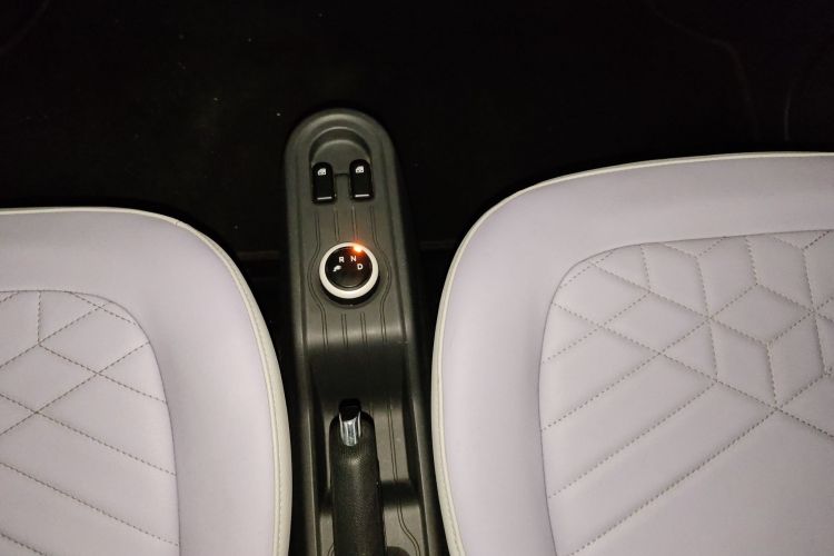 五菱汽车 宏光MINIEV 2022款 马卡龙绘色款 磷酸铁锂中控内饰18