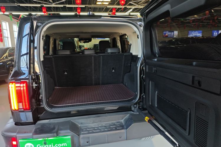 坦克300 2024款 2.0T 征服者局部细节23