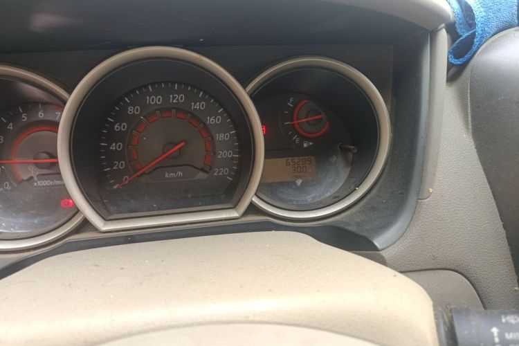 日产 轩逸 2016款 经典 1.6XE 手动舒适版中控内饰15