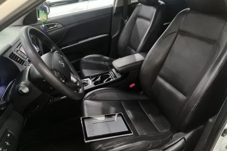 现代 名图 2014款 1.8L 自动智能型GLS中控内饰19