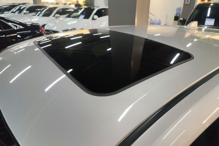 丰田C-HR 2020款 2.0L 豪华版局部细节57