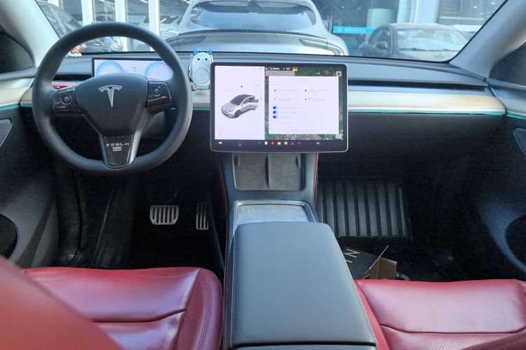 特斯拉 Model Y 2021款 Performance高性能全轮驱动版中控内饰12