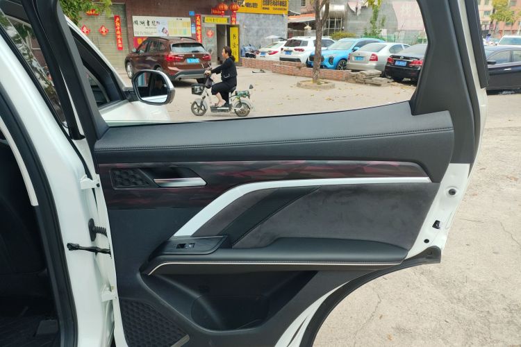 哈弗H6 2023款 国潮版 1.5T 自动都市版中控内饰45