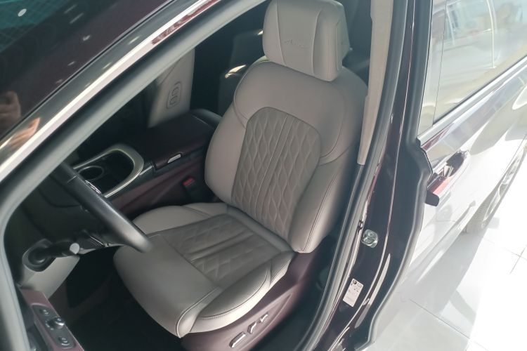 别克GL8 2023款 Avenir艾维亚 六座贤礼版局部细节19