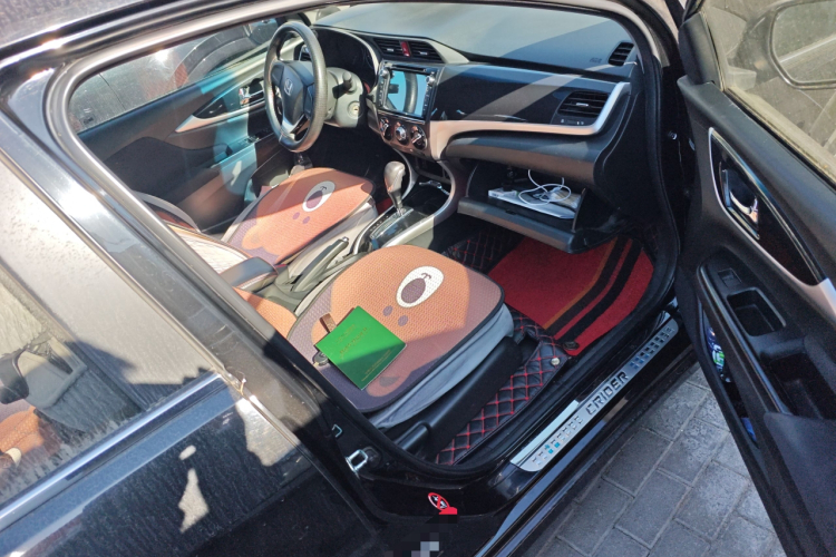 本田 凌派 2015款 1.8L 自动舒适版局部细节9005