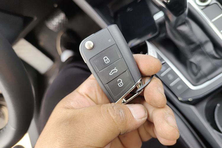 大众 速腾 2023款 200TSI DSG超越版中控内饰7001