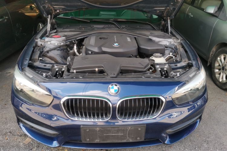 宝马1系(进口) 2018款 118i 领先型机舱底盘24