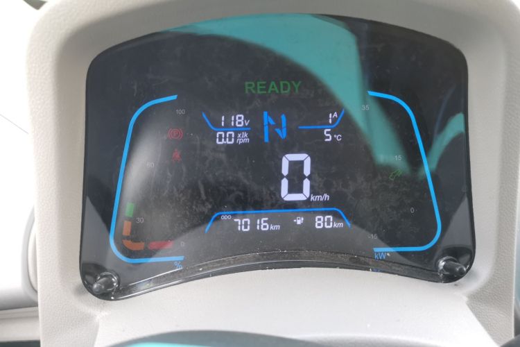 江铃集团新能源 易至EV2 2024款 201km 舒适型中控内饰14