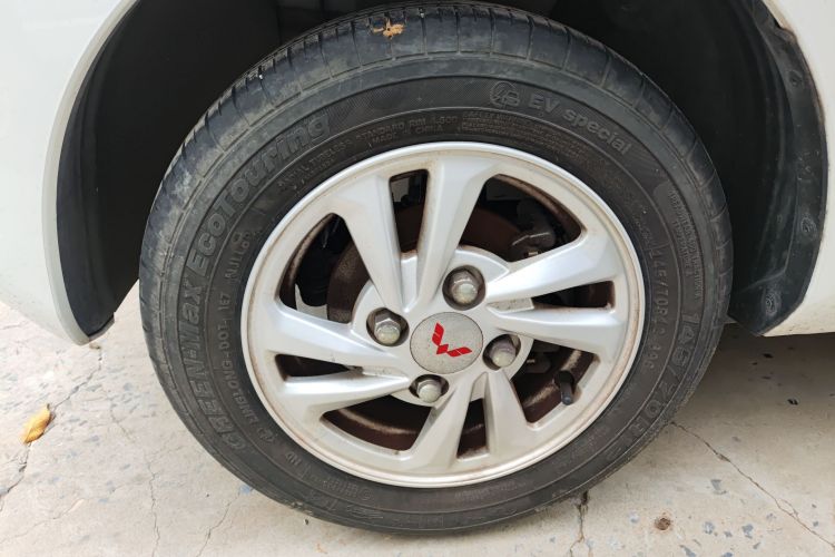 五菱汽车 宏光MINIEV 2022款 自在款 磷酸铁锂车身外观6007