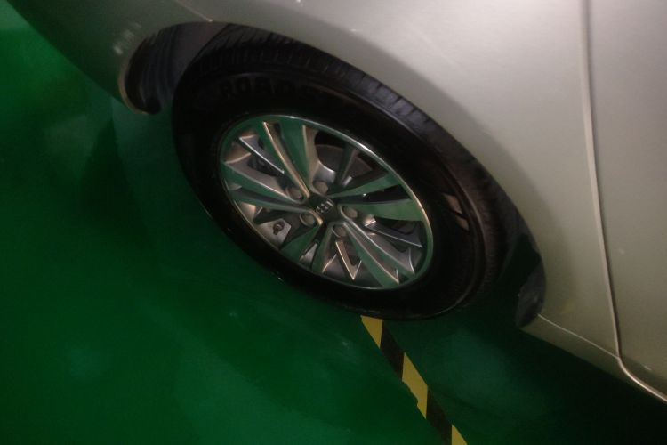 吉利汽车 帝豪 2018款 1.5L CVT豪华型车身外观6008