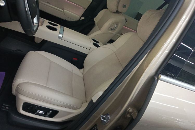 理想汽车 理想L8 2024款 Ultra局部细节19