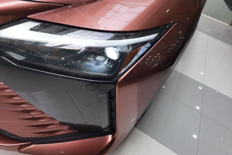 雷克萨斯RZ 2023款 450e 四驱纵享版局部细节36