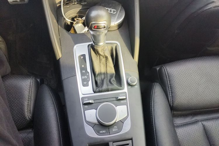 奥迪A3 2017款 Limousine 40 TFSI 运动型局部细节18