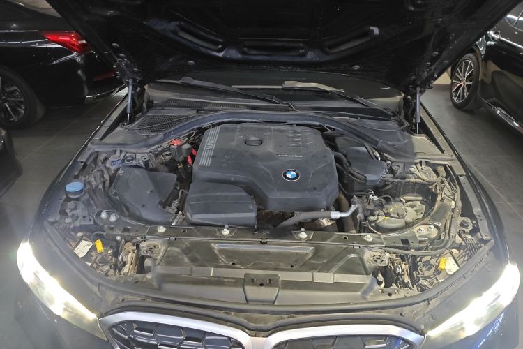 宝马3系 2023款 325Li M运动套装机舱底盘24