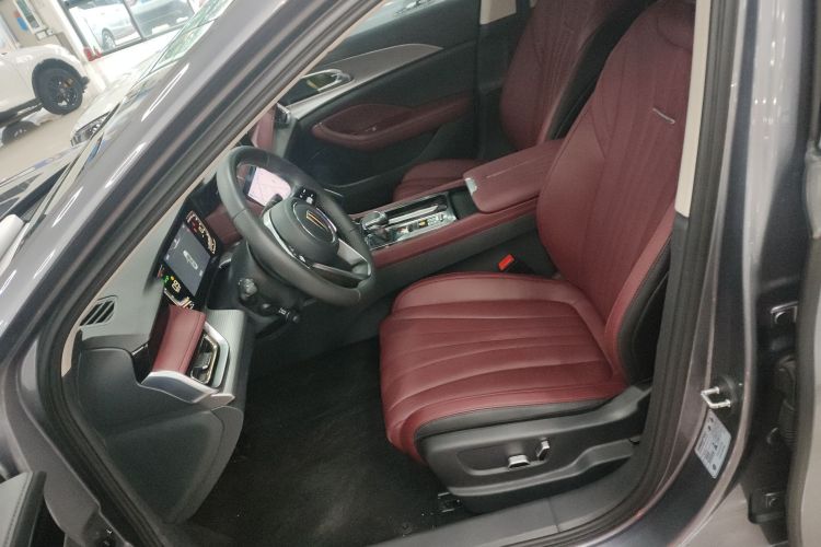 红旗H5 2023款 2.0T 自动智联旗享版中控内饰19