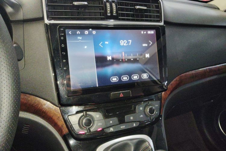 哈弗H6 2014款 运动版 1.5T 手动两驱精英型中控内饰16