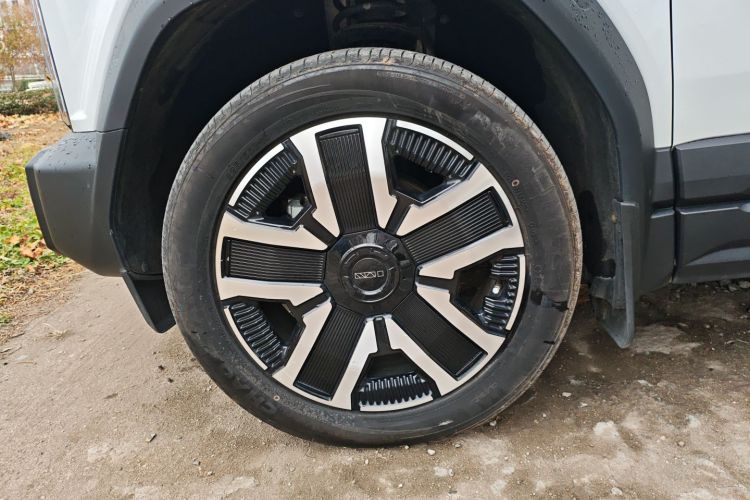 奇瑞iCAR 03 2024款 472km 四驱长续航版车身外观6002