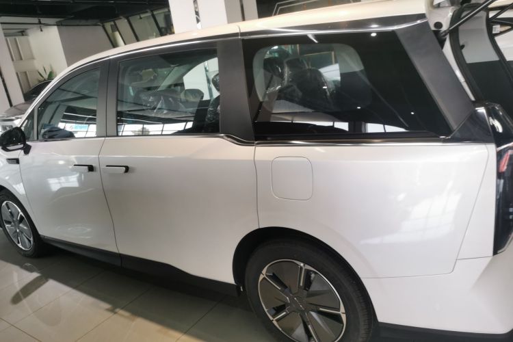 上汽大通MAXUS 大家7 2024款 改款 超混 长续航版 悦享版车身外观6003