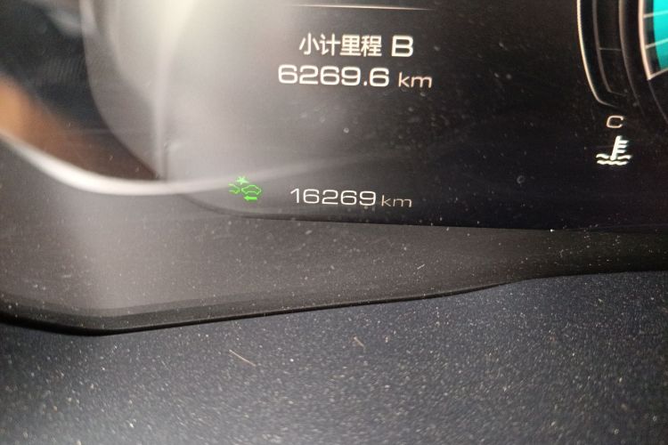 魏牌 VV6 2020款 2.0T 两驱智享+中控内饰15