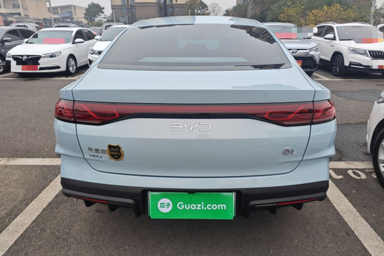 比亚迪 秦L 2024款 DM-i 80KM超越型车身外观6