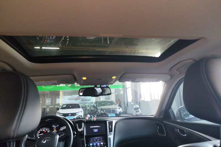 英菲尼迪Q50L 2018款 2.0T 逸享版 国VI局部细节22