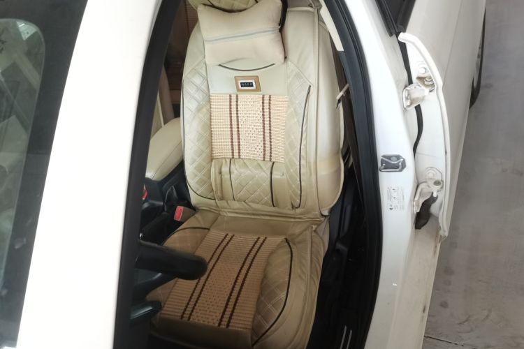 福特 福睿斯 2017款 改款 1.5L 手动舒适型局部细节19