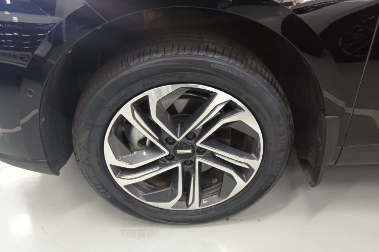 魏牌 玛奇朵DHT-PHEV 2021款 1.5L 大师版车身外观6001