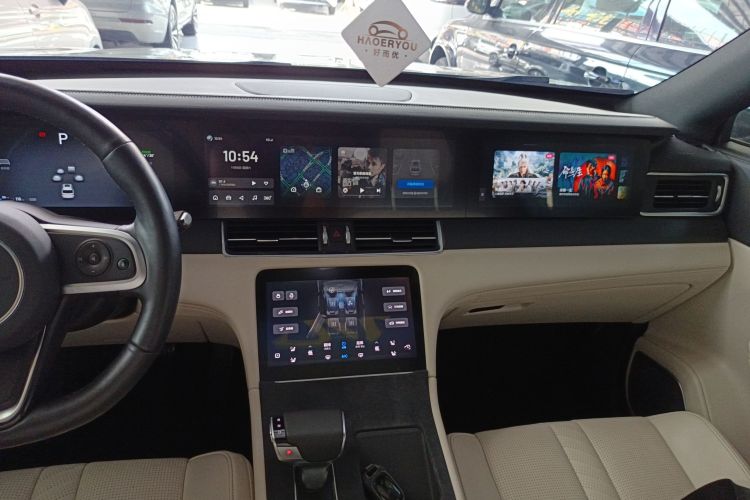 理想汽车 理想ONE 2020款 增程6座版中控内饰16