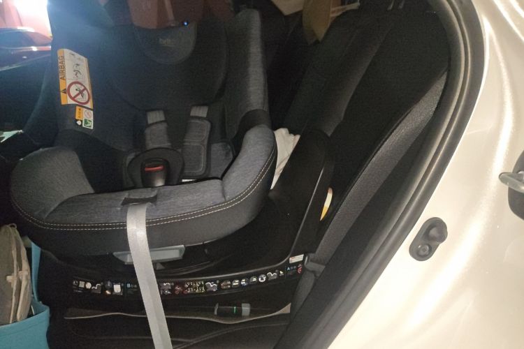 雷克萨斯NX 2018款 200 前驱 锋行版 国V中控内饰7004