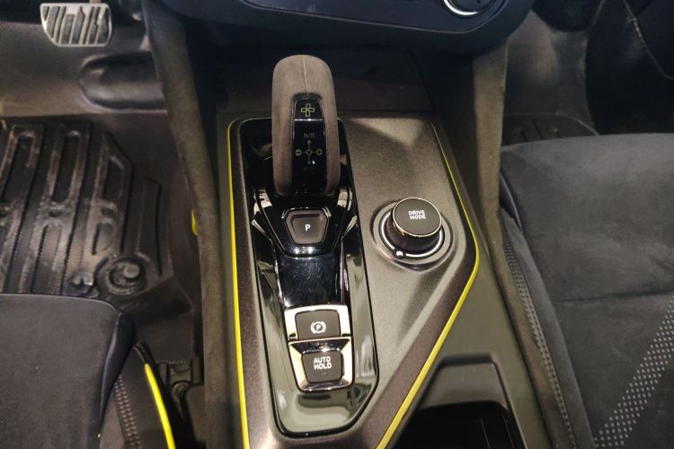 领克03 2019款 03+ 2.0TD 自动驭风版局部细节18