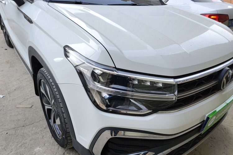 大众 途岳 2023款 300TSI 两驱满月版车身外观8