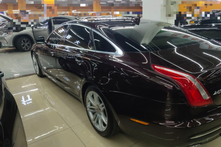 捷豹XJ 2018款 XJL 3.0 SC 两驱典雅商务版车身外观6003