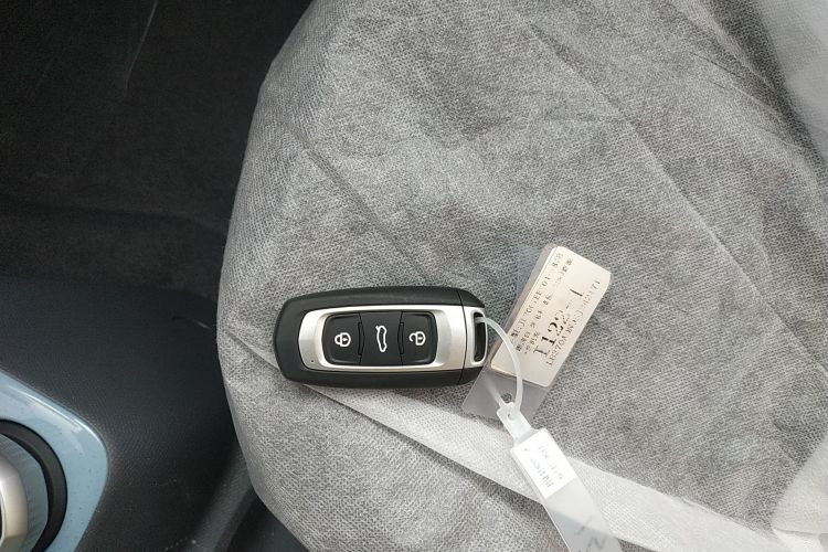 吉利银河 2024款 熊猫mini 200km 耐力熊中控内饰11