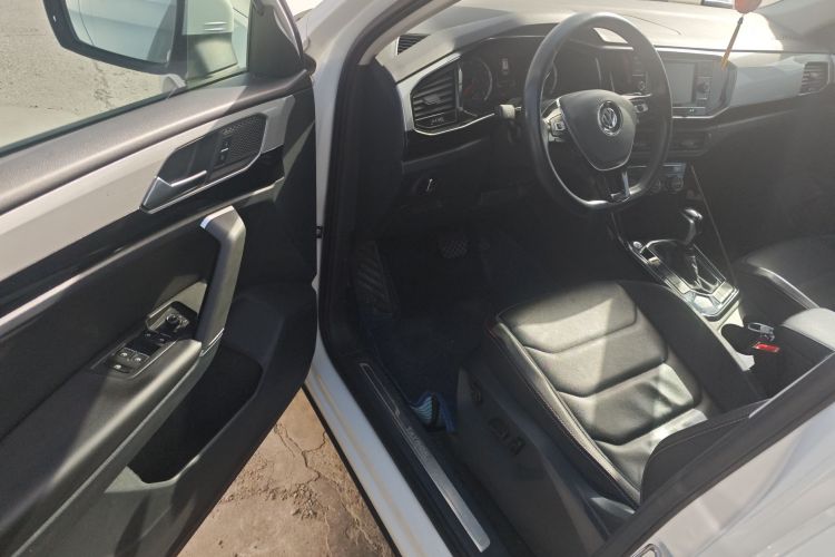 大众 探岳 2019款 330TSI 两驱豪华型 国VI中控内饰7003