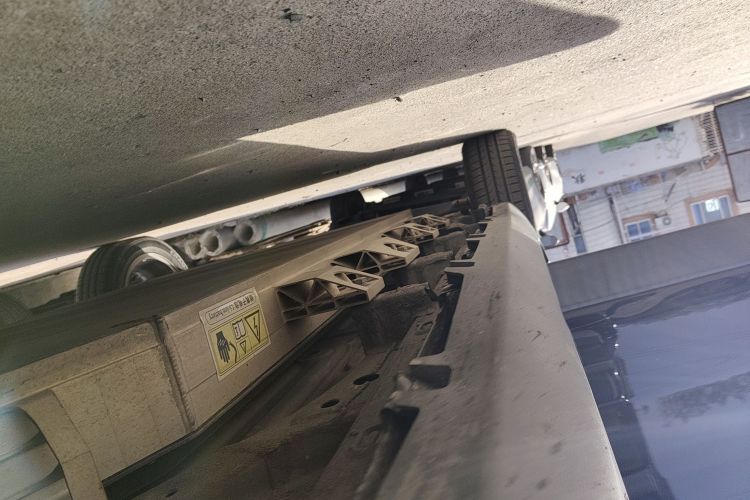 零跑汽车 零跑T03 2021款 400轻享版 三元锂局部细节9001