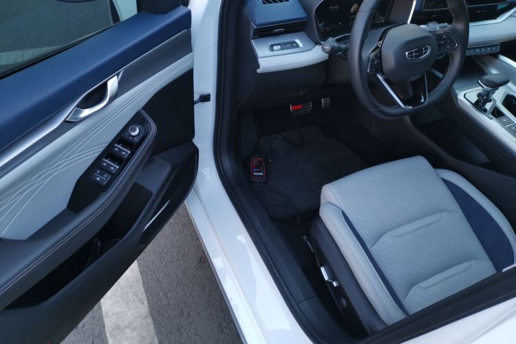 吉利汽车 星瑞 2021款 改款 2.0TD 尊贵型中控内饰20