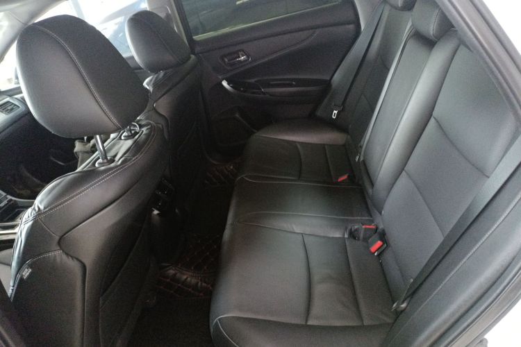 本田 思铂睿 2015款 2.4L 尊贵版中控内饰21