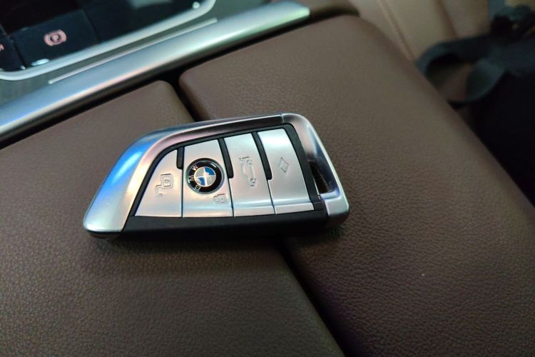 宝马X5(进口) 2021款 改款 xDrive30i M运动套装中控内饰11