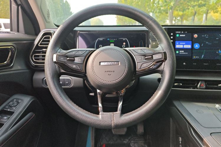 哈弗枭龙 2023款 1.5L 110KM领航版中控内饰13