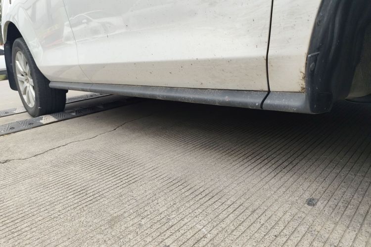 马自达CX-7 2014款 2.5L 2WD 时尚版局部细节9001