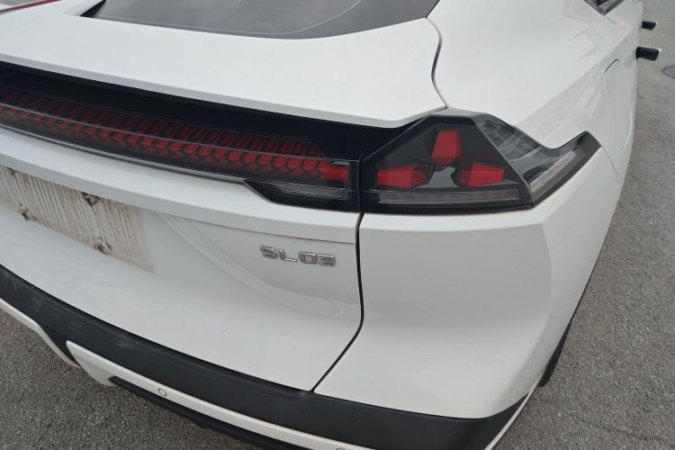 深蓝汽车 深蓝SL03 2022款 515纯电版车身外观6006