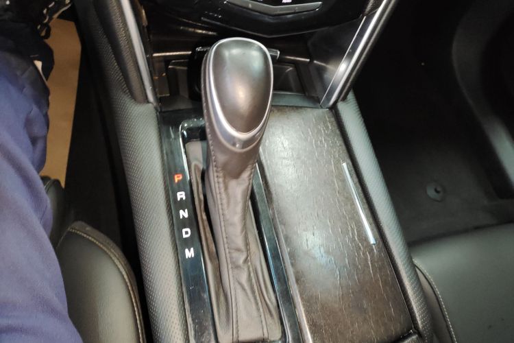 凯迪拉克XTS 2018款 28T 技术型局部细节18