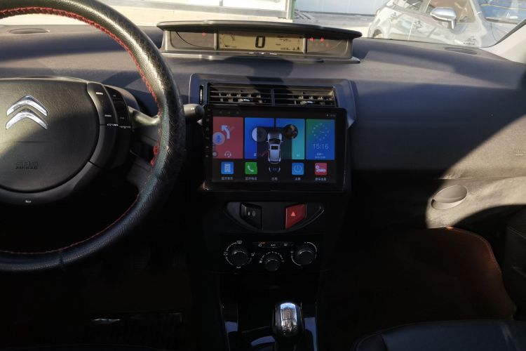 雪铁龙 世嘉 2016款 经典 三厢 1.6L 手动品尚型中控内饰16