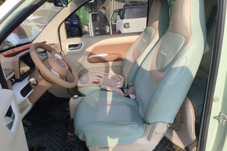 五菱汽车 宏光MINIEV 2024款 第三代 215km 进阶版中控内饰19